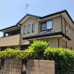 深谷市　外壁塗装工事　コーキング打ち直し工事　屋根カバー工事