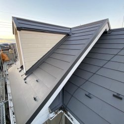 熊谷市　屋根カバー工法